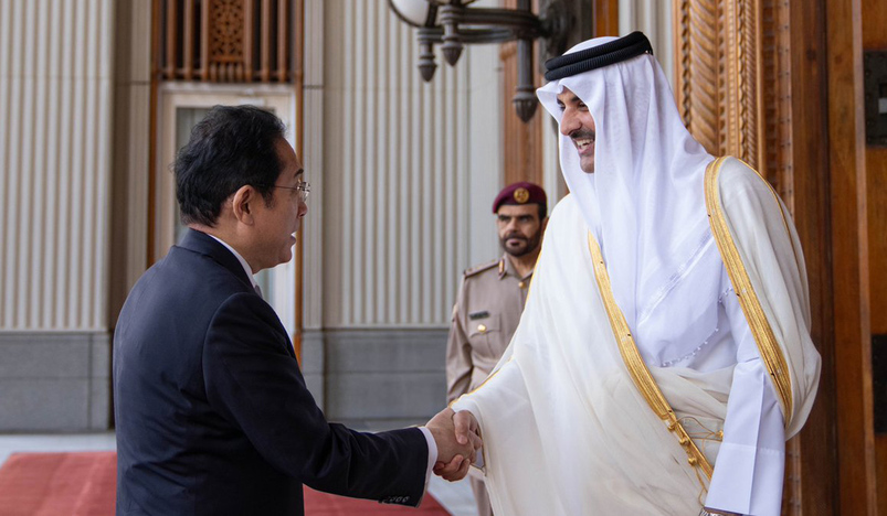 HH the Amir Sheikh Tamim bin Hamad Al-Thani and HE Prime Minister of Japan Fumio Kishida